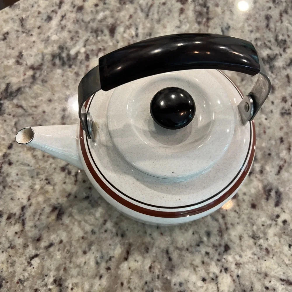 Janko Ware Tea Pot Classic Series handpainted made in Japan Brown